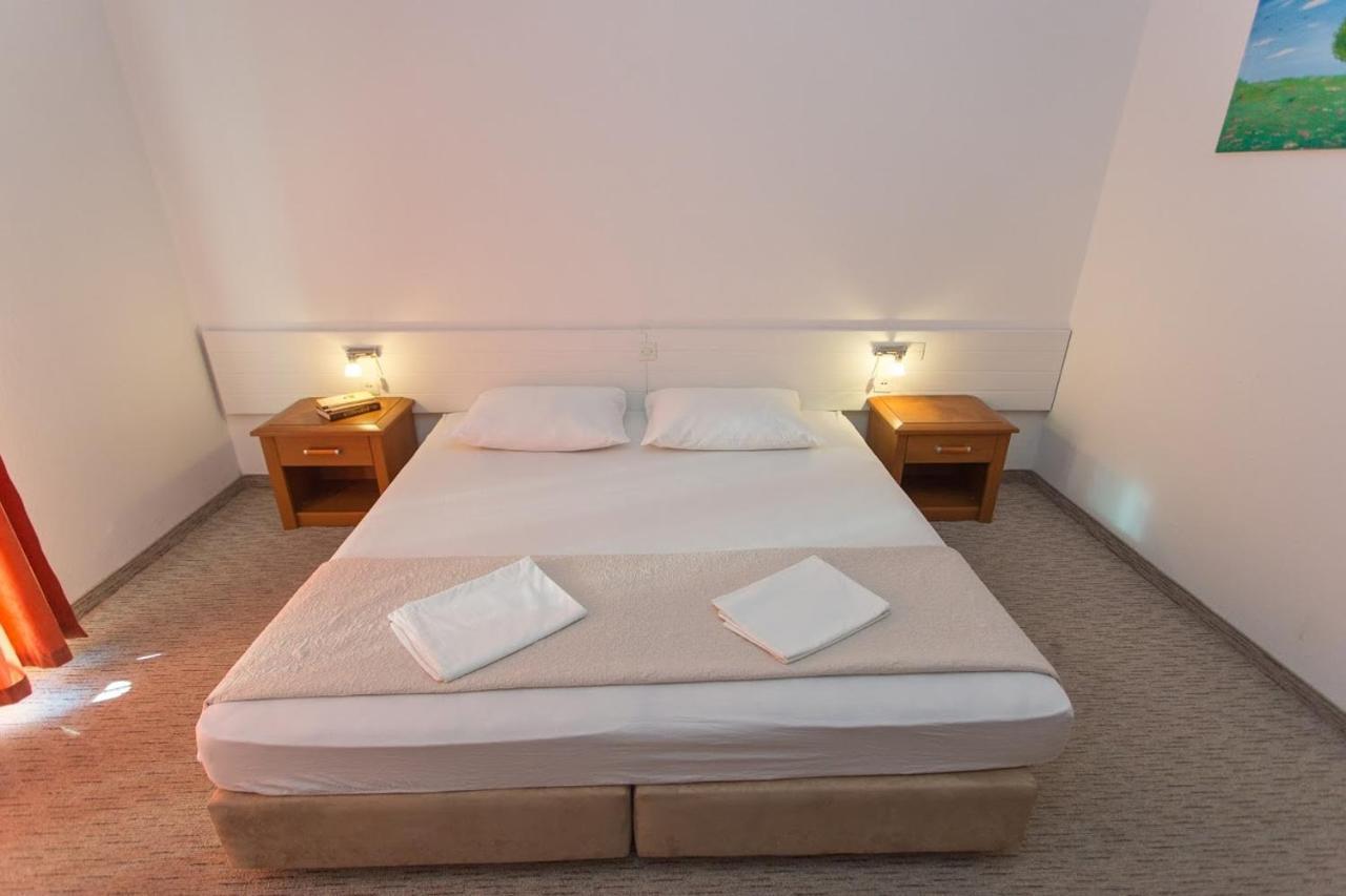 Apartmani Ana Mlini Extérieur photo