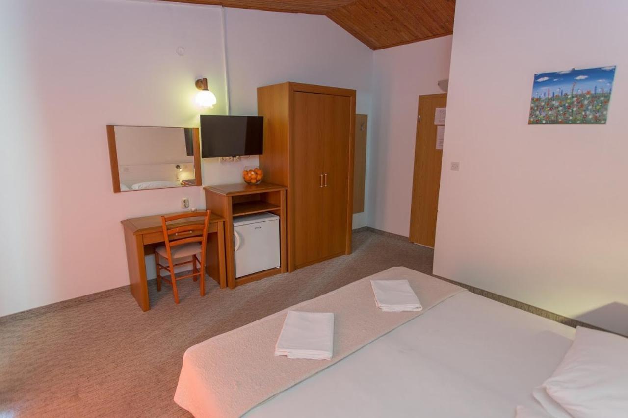 Apartmani Ana Mlini Extérieur photo